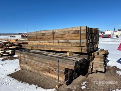 Quantity of 4 in x 6 in Cedar Posts Varios, tienda, almacen, consumidor