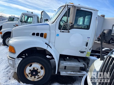 2004 (unverified) Sterling 4x2 2-Achs Sattelzugmaschine