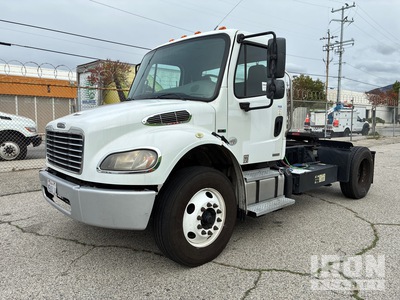 2011 Freightliner M2 Hybrid 4x2 S/A Day Cab Truck Tractor
