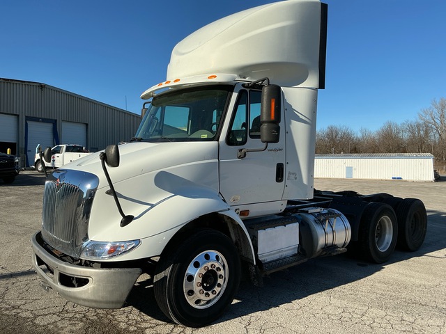 2014 International 8600 6x4 6x4 T/A Day Cab Truck Tractor