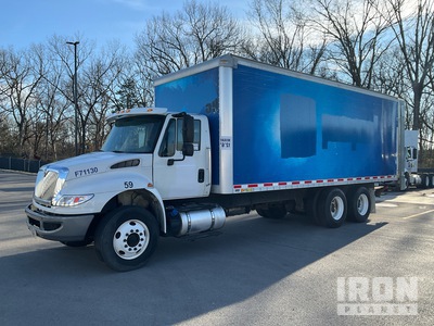 2015 International 4400 6x4 Van Truck