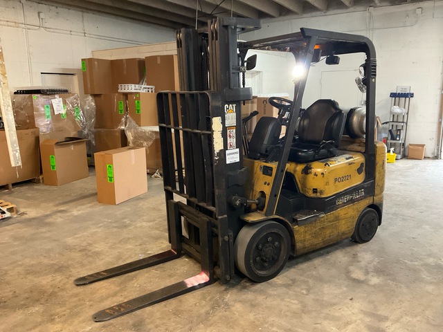 2002 Cat GC20K 3400 lb Cushion Tire Forklift