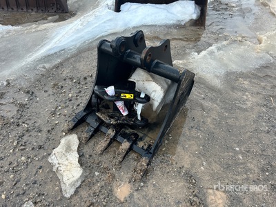 2025 LEDI SY35 25 in Q/C Digging Excavator Bucket (Unused)