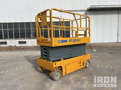 2018 XCMG GTJZ1012 Electric Scissor Lift