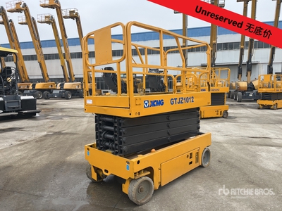 2017 XCMG GTJZ1012 Electric Scissor Lift
