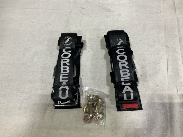 (33) General Dynamics 4002627 Seat Harnesses