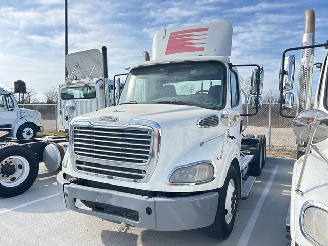 2014 Freightliner M2 112 6x2 T/A Day Cab Truck Tractor (Inoperable)