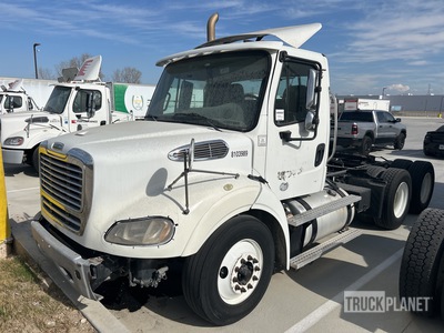2015 Freightliner M2 112 T/A Day Cab Truck Tractor (Inoperable)