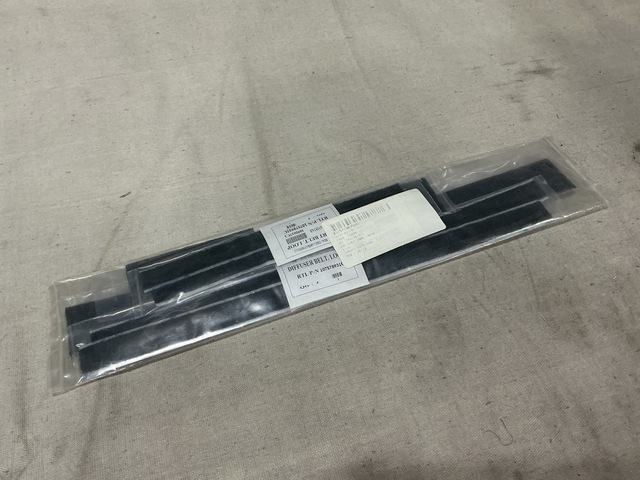 (95) Navistar 311336C91L Hook Fastener Tapes