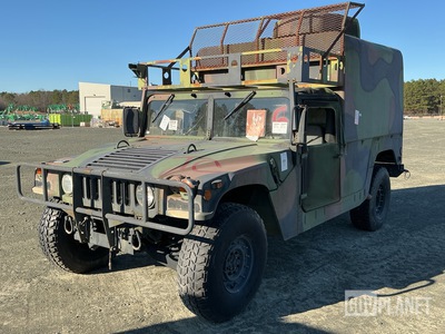 2004 AM General M1097A2 HMMWV 2 Door Soft Top w/Truck Body