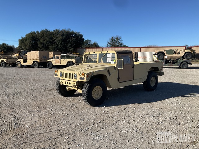 2008 AM General M1097R1 HMMWV 2 Door Soft Top w/Truck Body