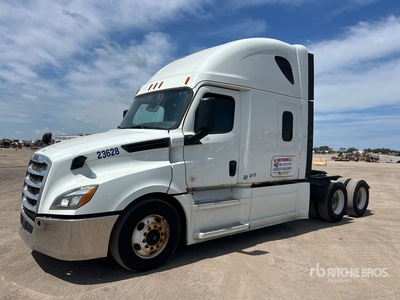 2019 Freightliner Cascadia 126 6x4 T/A Sleeper Truck Tractor