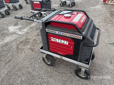 2021 Honda EU7000IS 5.5 kVA Portable Generator Set
