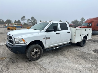 2015 Ram 3500 4x4 Crew Cab Utility Truck