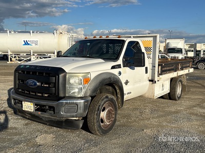 2011 Ford F-450 4x2 Flatbed Truck