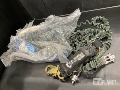 (2) Reliance Fall Protection Safety Harnesses