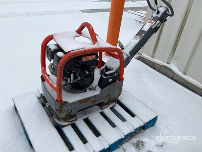 2019 Husqvarna LG300 Rüttelplatte