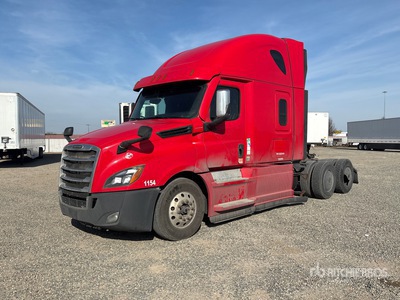 2020 Freightliner Cascadia 126 6x4 T/A Sleeper Truck Tractor