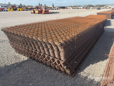 Quantity of (4) Bundles of 6 in x 6 in W1.4 7 ft x 20 ft Re-Mesh