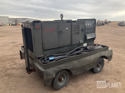 John R Hollingsworth A/M32A-86D 72kW Generator Set