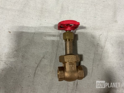 (39) Milwaukee Valve 200SWP 400WOG Brass Gate Valves