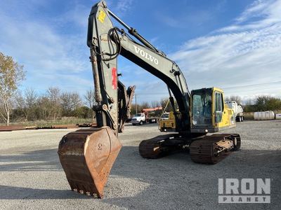 2005 Volvo EC210BLC Excavatrice sur chenilles