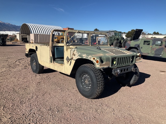 2007 AM General M1097R1 HMMWV 2 Door w/Truck Body