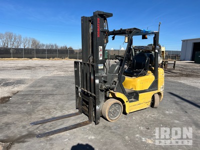 2006 Komatsu FG25ST-14 4340 lb Cushion Tire Wózek widłowy