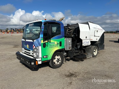 2019 Isuzu NQR Sweeper Truck