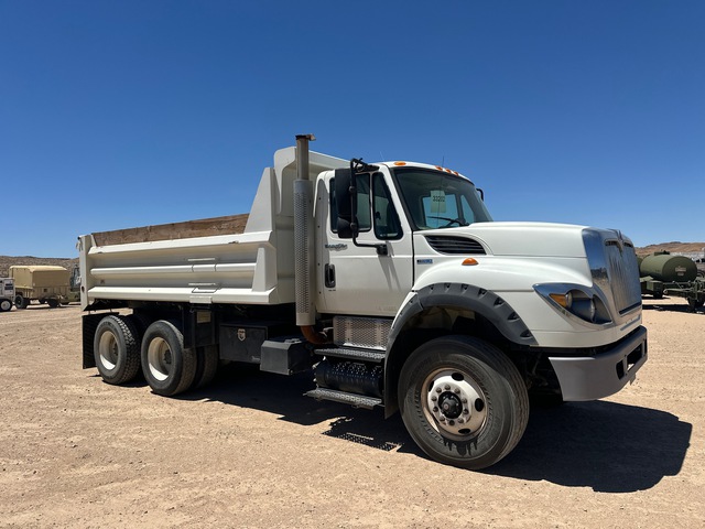 2013 International 7600 Dump Truck 2013 International 7600 Dump Truck