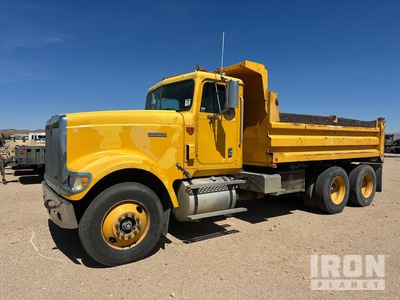 2000 International 9900I Dump Truck