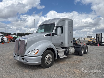2016 Kenworth T680 6x4 T/A Sleeper Truck Tractor