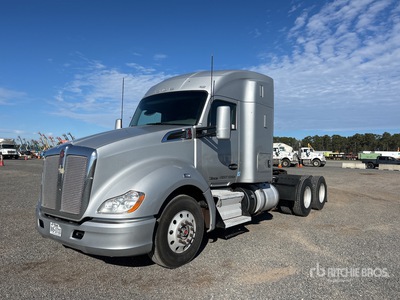 2016 Kenworth T680 6x4 Tracteur routier couchette