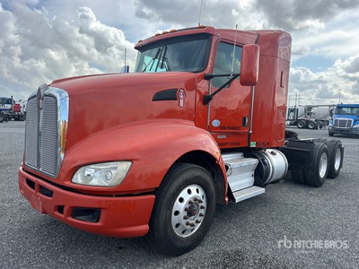 2015 Kenworth T660 6x4 Cabeza Tractora Cabina Corta