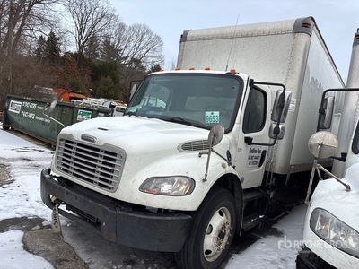 2015 Freightliner M2 106 4x2 Kastenwägen (Inoperable)