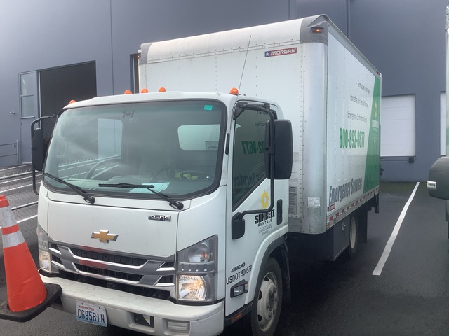 2018 Chevrolet 4500 4x2 Van Truck