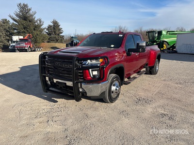 2022 Chevrolet Silverado 3500HD LTZ 4x4 Crew Cab Pickup
