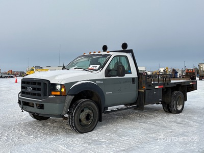 2006 Ford F-550 XL 4x2 Flatbed Truck