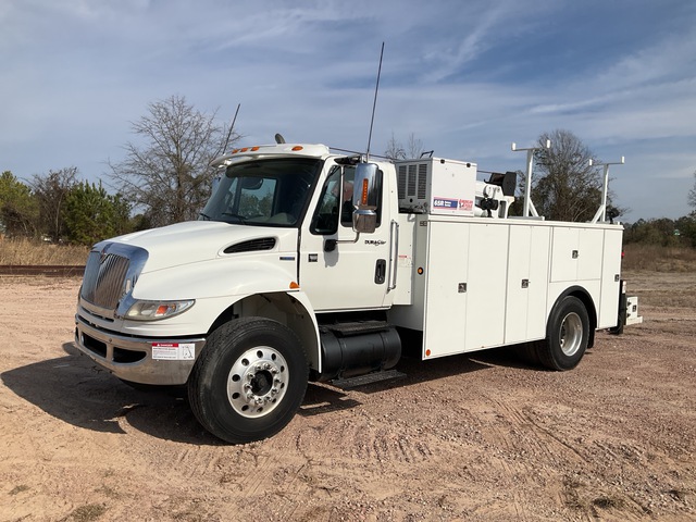 2011 International 4400 4x2 Service Truck