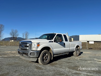 2011 Ford F-350 XLT 4x4 Extended Cab Pickup