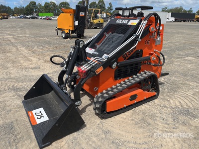 2025 SDLOOL SL36CD を見 Compact Track Loader (Unused)