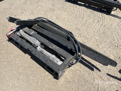 2026 GIYI GY-SF60 1500 mm Skid Steer Forks (Unused)