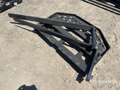 2026 GIYI GY-DHC 1500 mm Skid Steer Forks (Unused)
