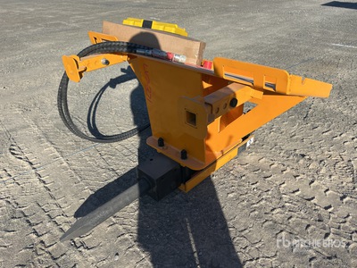 2026 GIYI GY-AP680 Skid Steer Breaker (Unused)