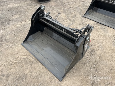 2026 GIYI GY-XKH39 1000 mm Multi-Purpose Mini Kompaktladerschaufel (Unused)