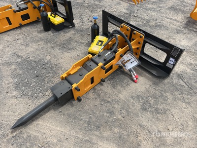 2025 GIYI GY-P680 Skid Steer Breaker (Unused)