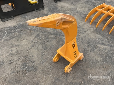 GIYI Excavator Ripper - Fits Cat 305 (Unused)
