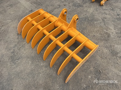 GIYI 1110 mm Excavator Rake - Fits Cat 305 (Unused)