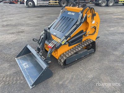 2026 SDLOOL SL382T Minicargadora (Unused)
