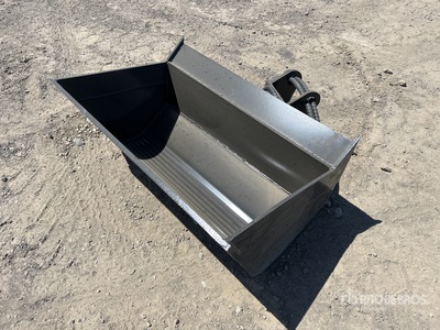 GIYI GY-D5T 900 mm Hydraulic Tilting Excavator Bucket - Fits 5 ton (Unused)
